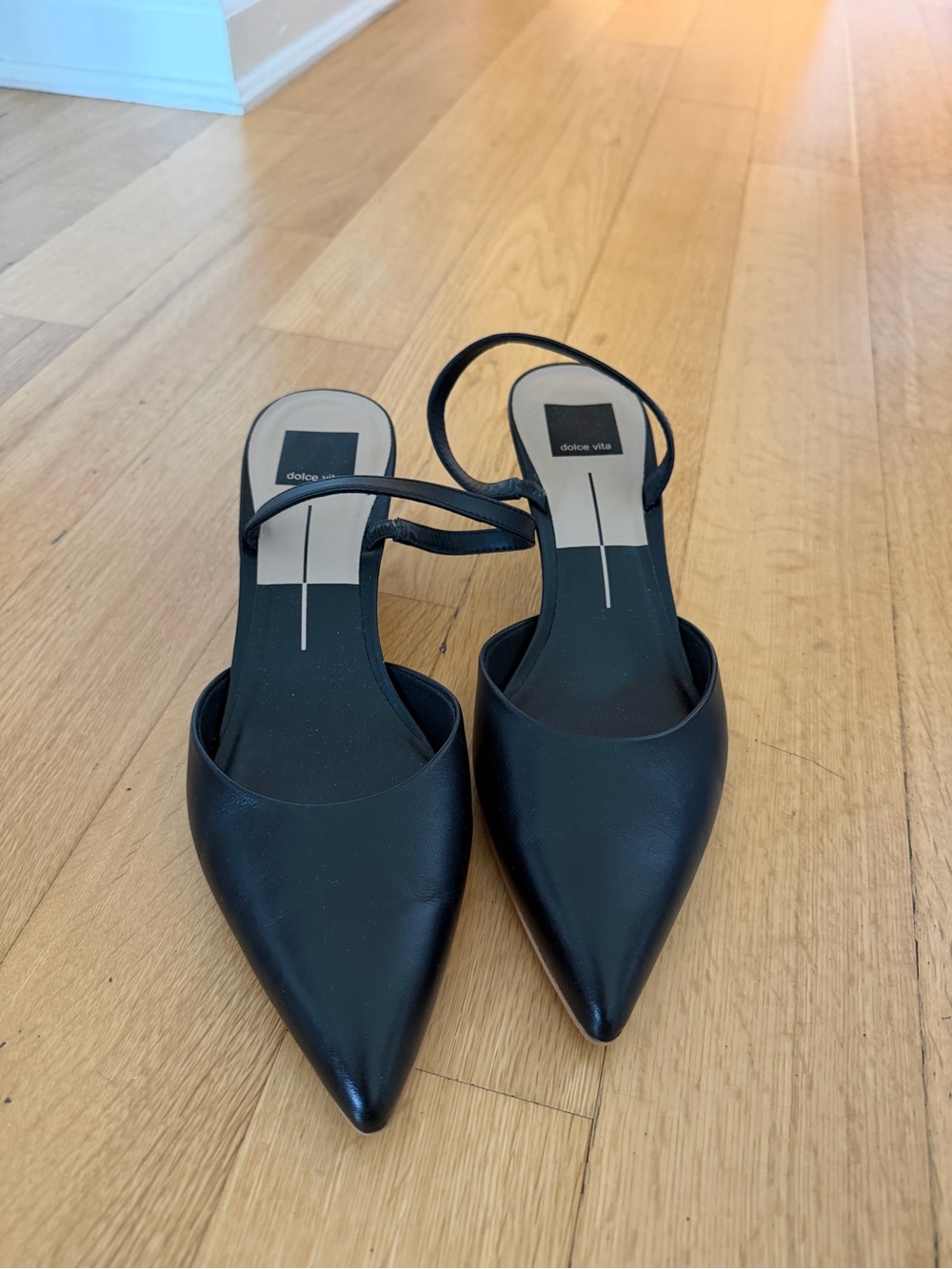 Dolce Vita Black Pointed Toe Slingback heels